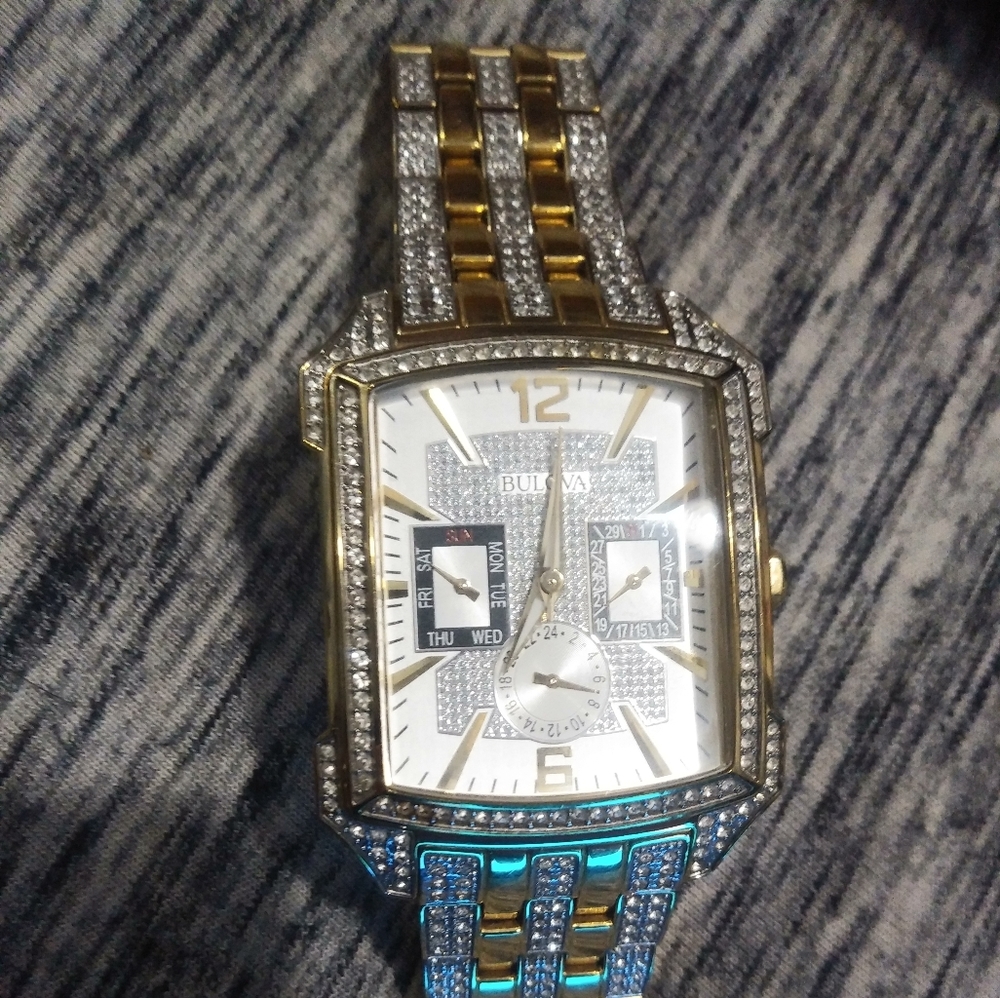 Bulova Octava watch